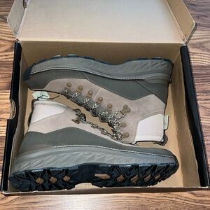 Cole Haan Men's Olive Green and Beige Hiking Boots